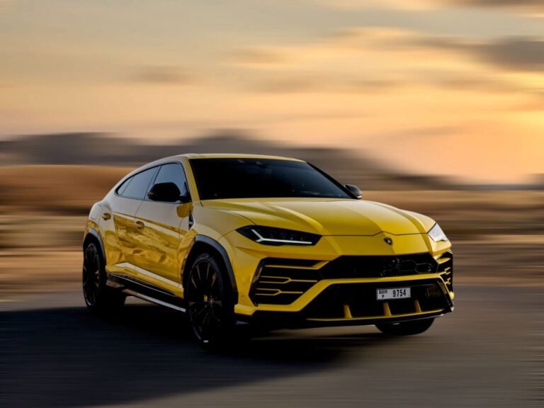 Lamborghini Urus Yellow
